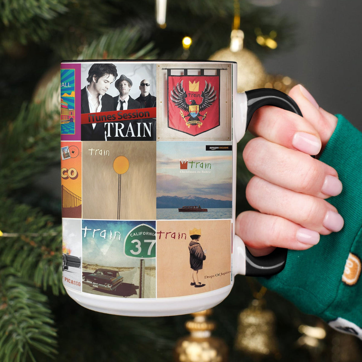 Train Accent Mug – A Cozy Tribute to Timeless Storytelling